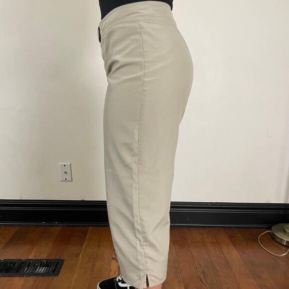 Patagonia Kokawe Capri Hiking Pants - Picture 3 of 4